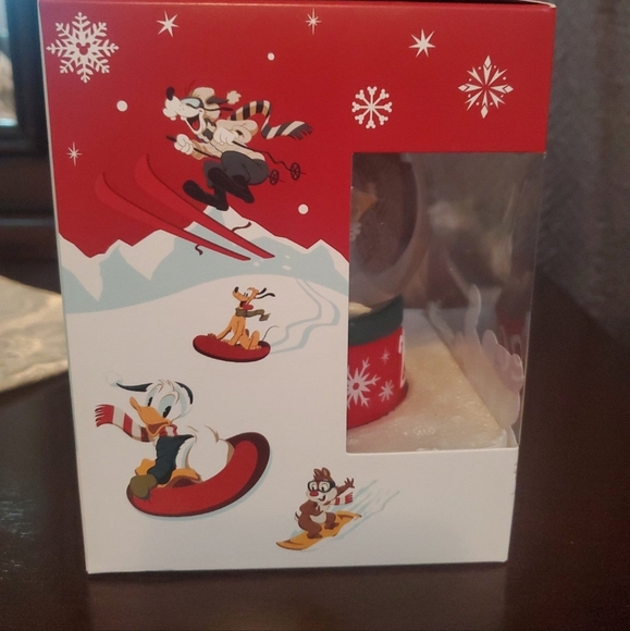 🎈 3/$20 Mickey snowglobe - Picture 4 of 6